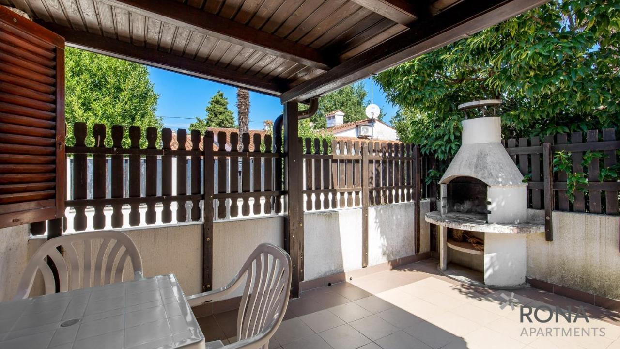 Rona Holiday Home Ana Poreč Extérieur photo