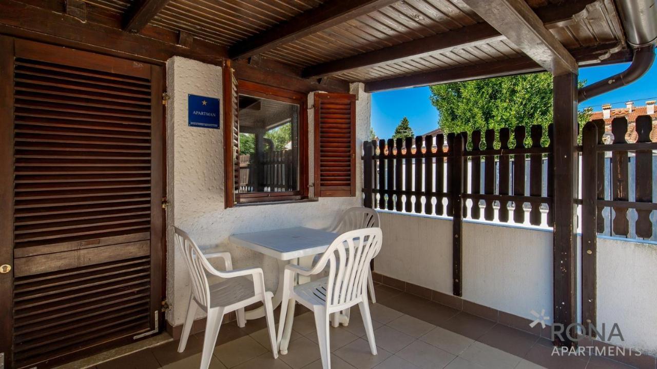 Rona Holiday Home Ana Poreč Extérieur photo