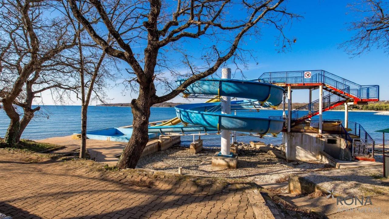 Rona Holiday Home Ana Poreč Extérieur photo
